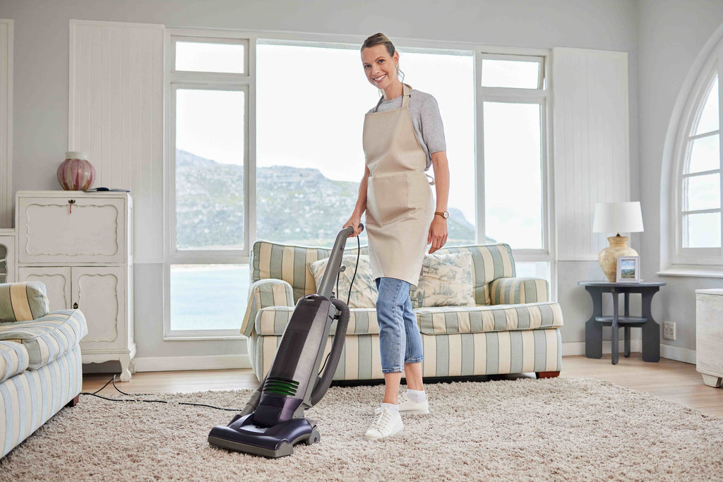 What Makes Bagged Vacuums Better Than Bagless Vacuums?